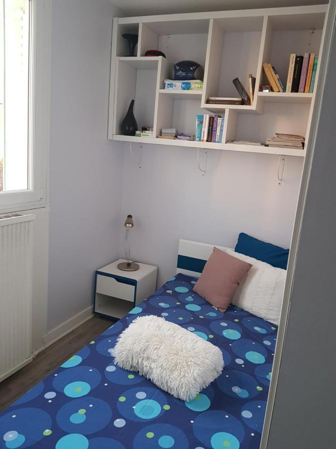 Chambres A Louer Dans Appartement Balcon - Wifi - Parking Gratuit Nevers Ngoại thất bức ảnh