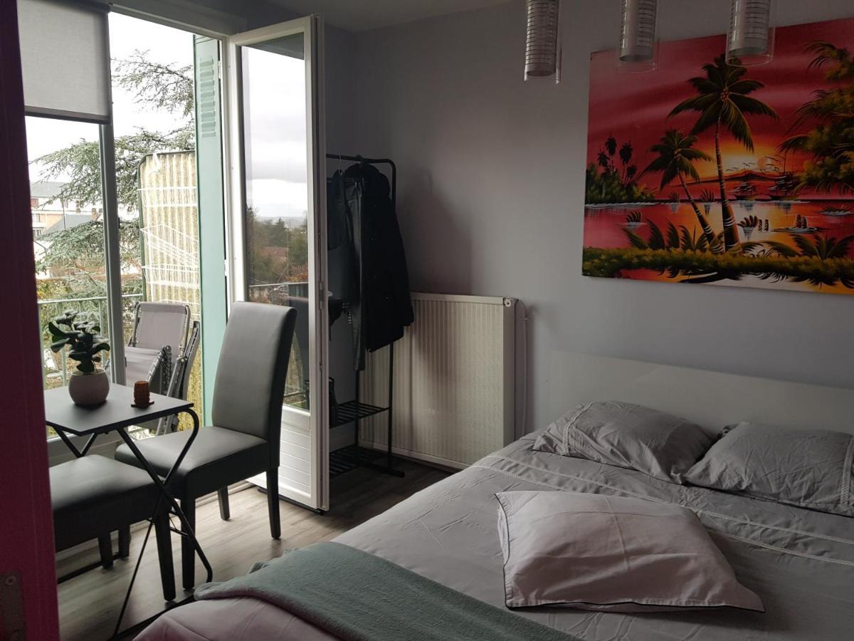 Chambres A Louer Dans Appartement Balcon - Wifi - Parking Gratuit Nevers Ngoại thất bức ảnh