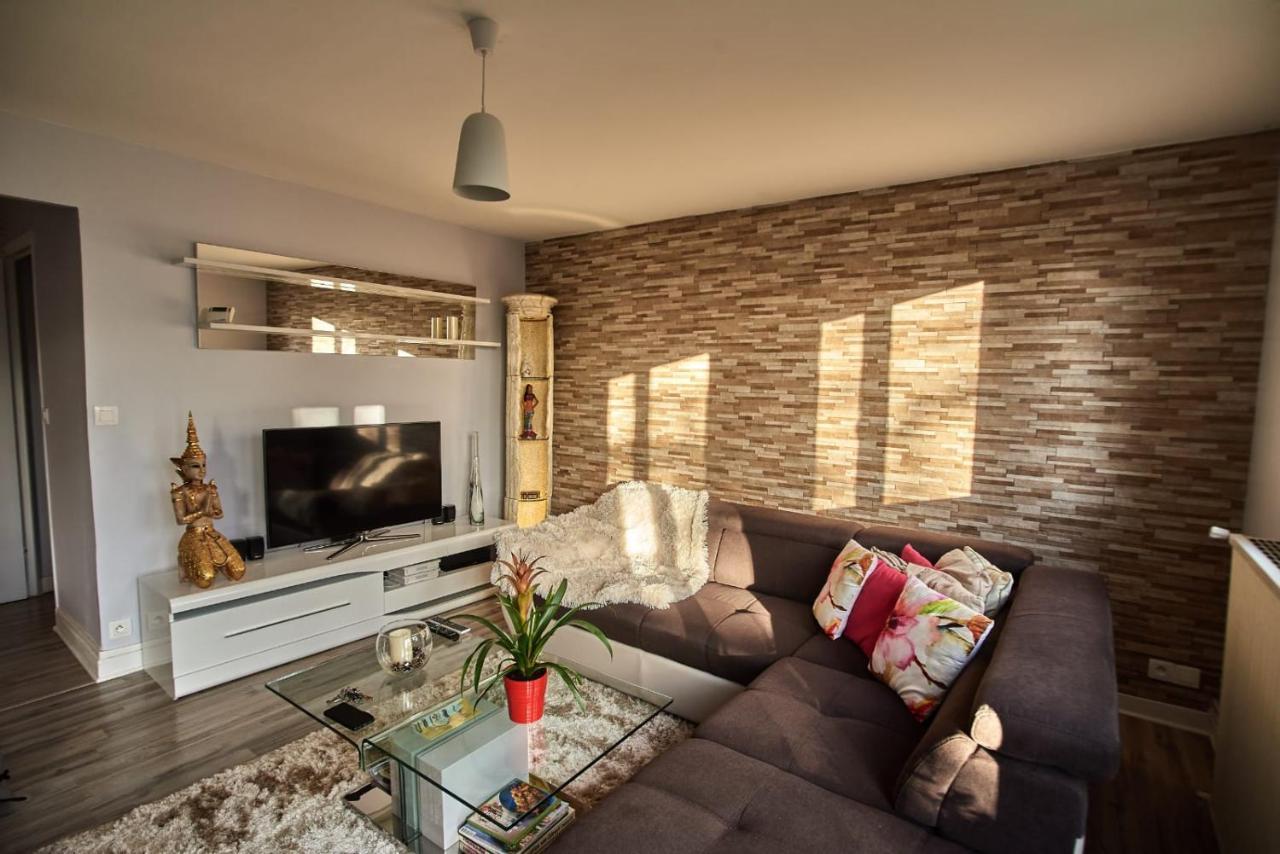 Chambres A Louer Dans Appartement Balcon - Wifi - Parking Gratuit Nevers Ngoại thất bức ảnh
