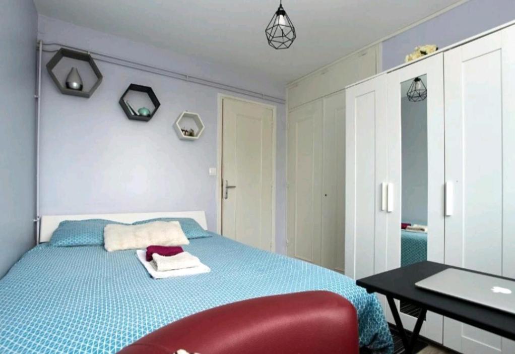Chambres A Louer Dans Appartement Balcon - Wifi - Parking Gratuit Nevers Ngoại thất bức ảnh